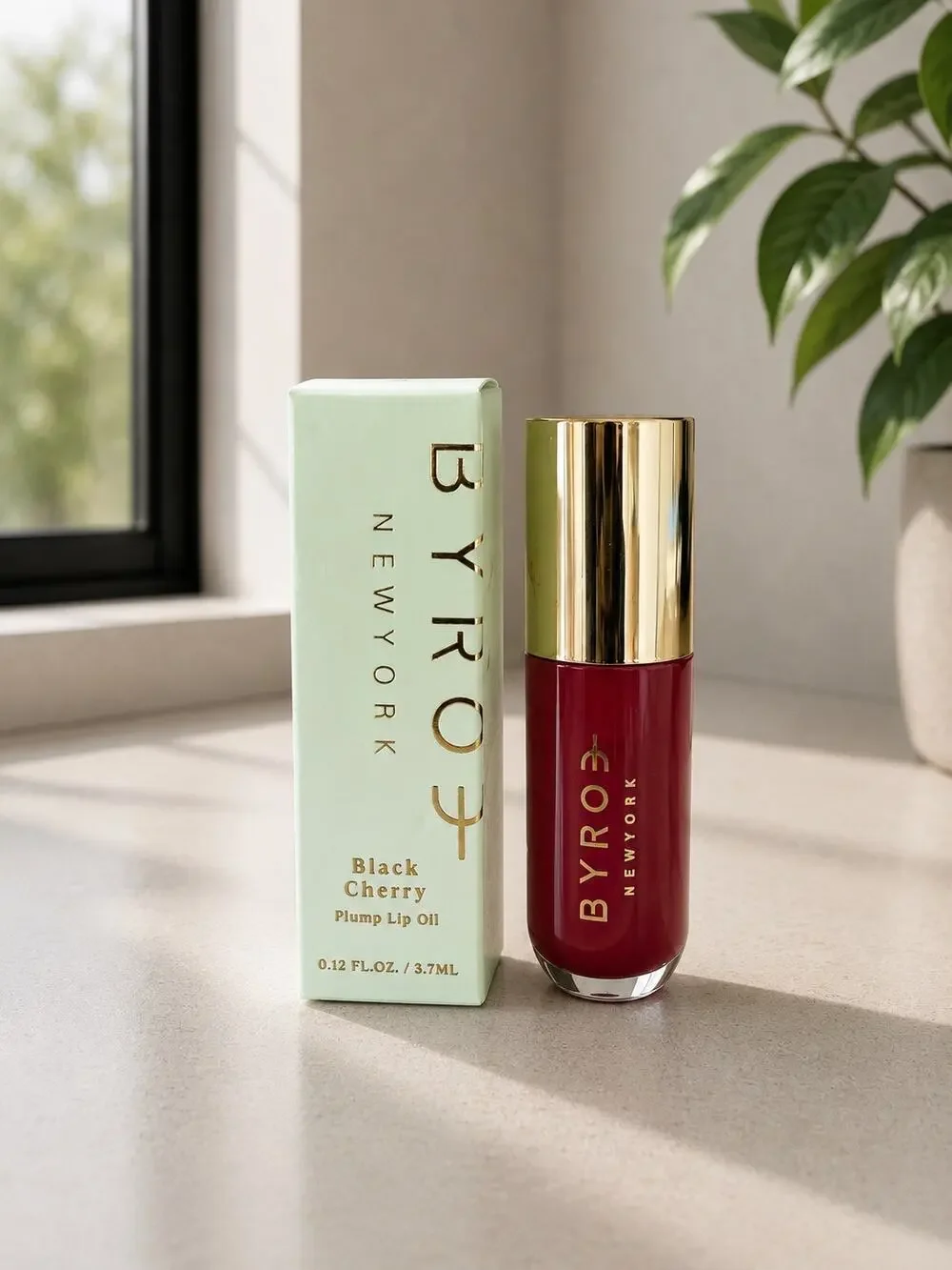 $26 New BYROE Black Cherry Plump Lip Oil 3.7mL Beauty Hydrating Gloss - Picture 1 of 7